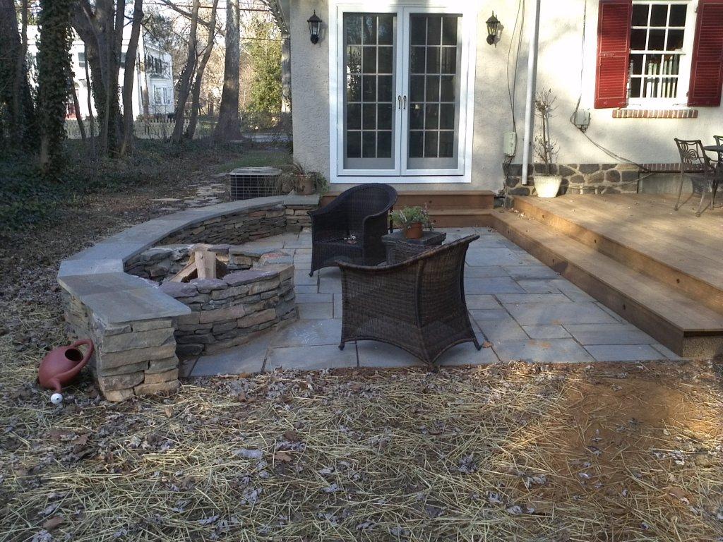 Outdoor Patio with Fireplace- Patio Contractor- Amazing Deck