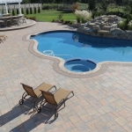 Why Paver Stones Make Beautiful Outdoor Patios