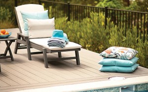 transcend-decking-gravel-path-hgtv-pool-chairs-pillows-2